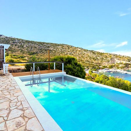 Coastal Paradise Found - Komis' Private Pool Retreat Айос-Ніколаос Екстер'єр фото
