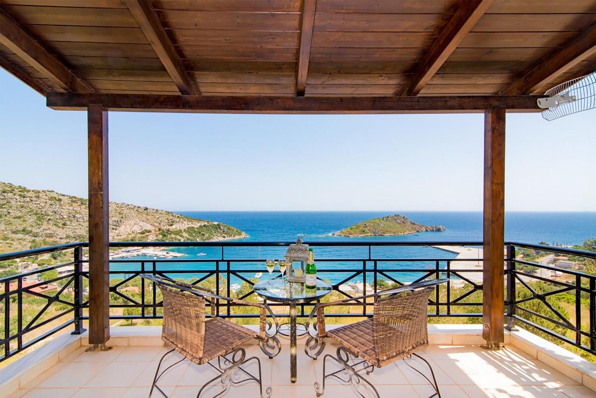 Coastal Paradise Found - Komis' Private Pool Retreat Айос-Ніколаос Екстер'єр фото
